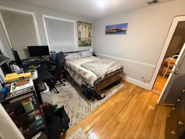 Photo - 868 E 2nd St Unit 1