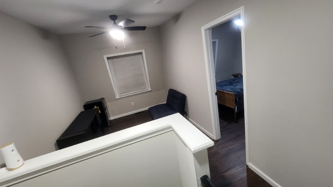 Photo - 3512 Holmes Ave