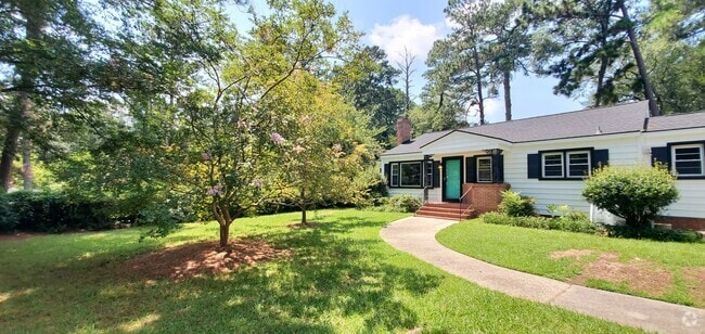 Building Photo - Haymount Charm Home