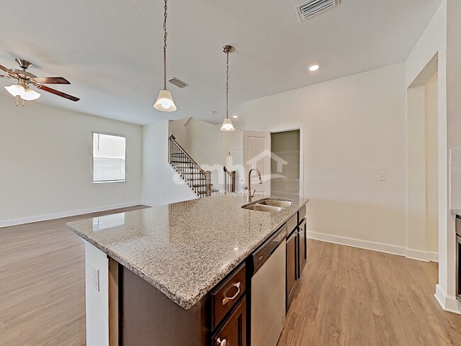 Photo - 322 Pine Terrace Dr