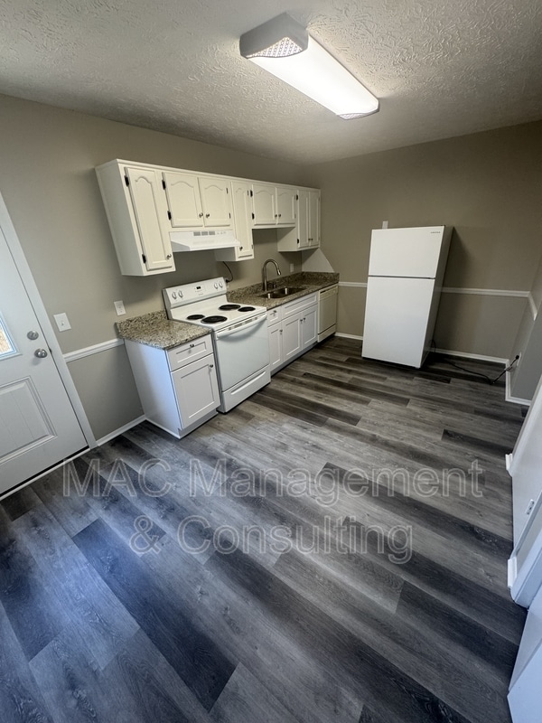 Photo - 1321 Autumn Ave
