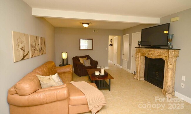 Photo - 8843 Hunter Ridge Dr