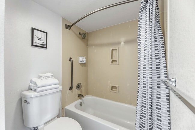 Building Photo - The Nora