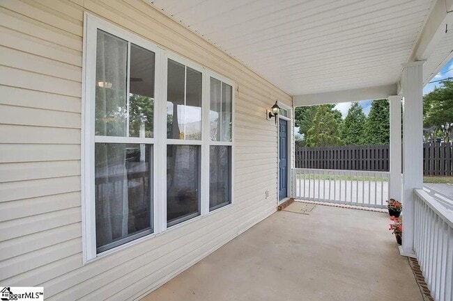 Photo - 12 Harvley St