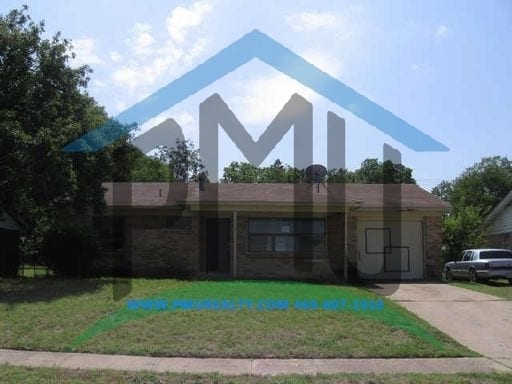 Building Photo - COMING SOON! Charming 3-bed 1- bath in Dal...