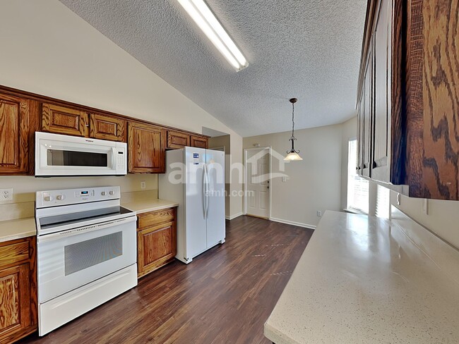 Photo - 2952 Majestic Oaks Ln