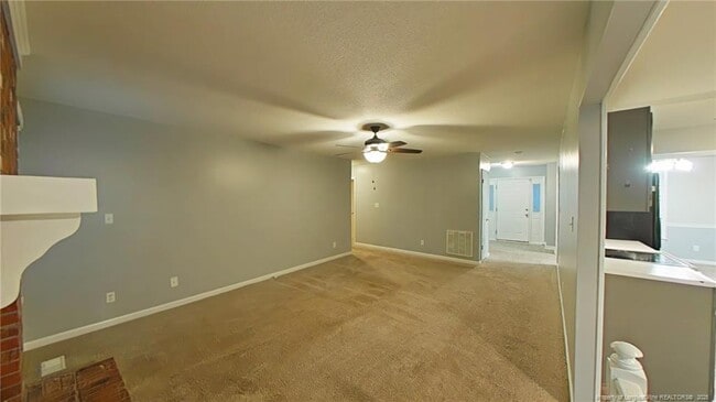 Photo - 1157 Christina St