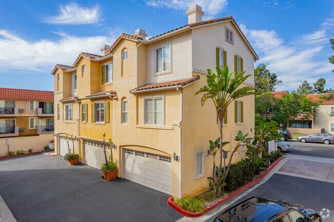 Villagio - Villagio Apartments