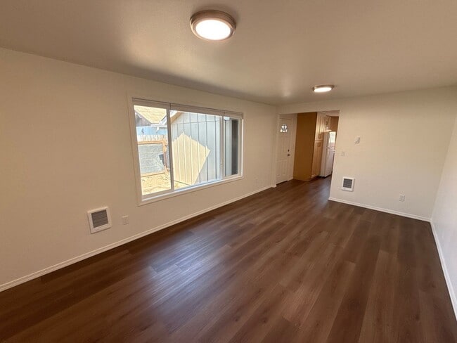 Photo - 1505 NW Highland Dr
