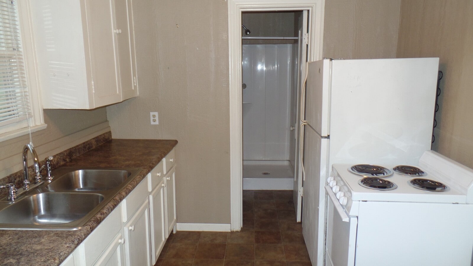 Photo - 704 E Guadalupe St