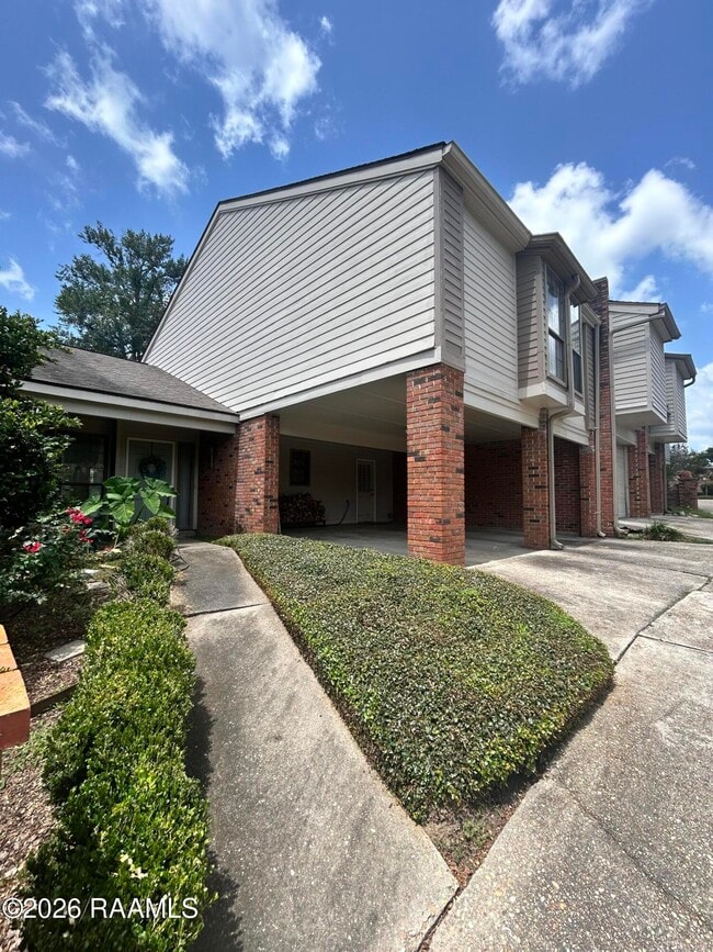 Building Photo - 604 Briargate Cir