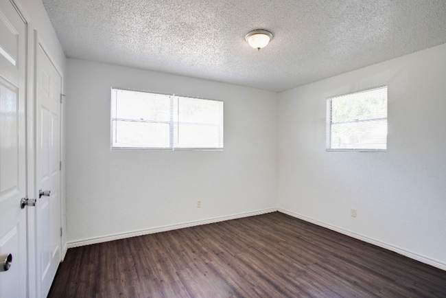 Photo - 20105 San Marcos Hwy Unidad 2A