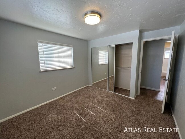 Photo - 2337 S Locust St Unit C