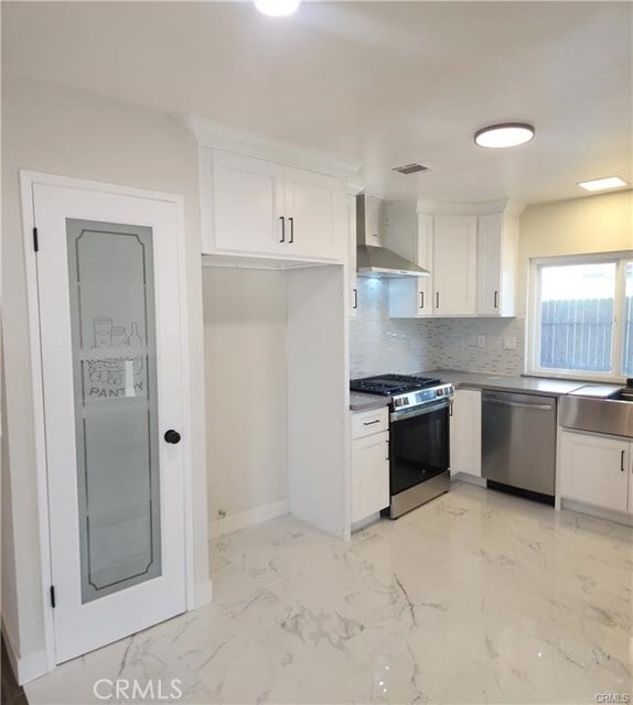 Photo - 10160 Medallion Pl