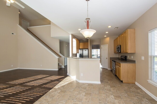 Photo - 7205 Sandown Ct