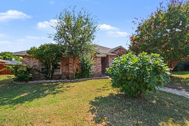 1306 Woodmont Dr