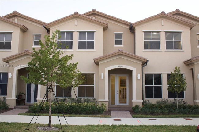 Photo - 12870 SW 243rd St Townhome