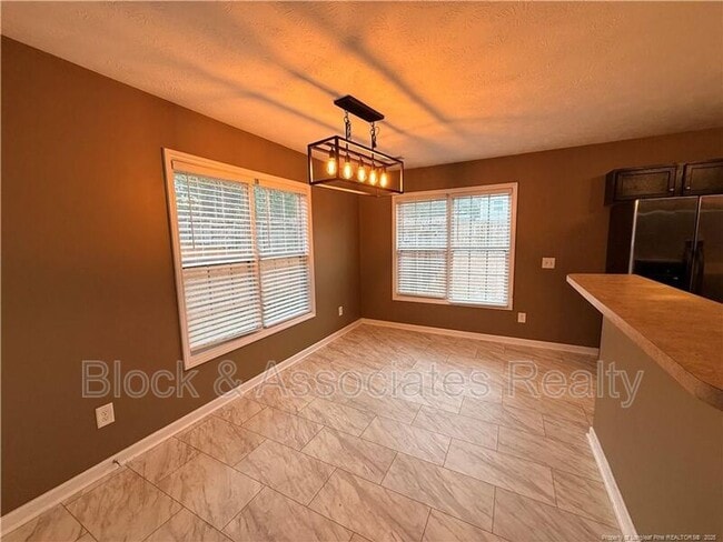 Photo - 68 Sunridge Dr