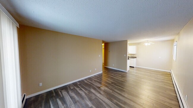 Photo - 10028-10105 105 Ave Unit 16