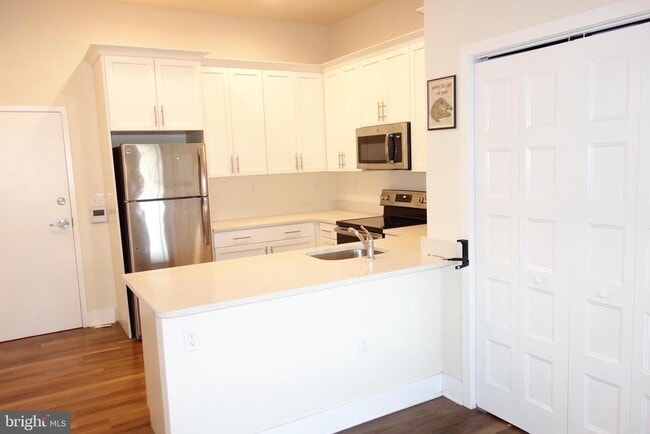 Photo - 210 S Mill Rd Unit 203