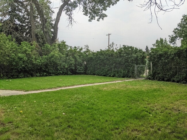 Photo - 211 W Cascade Ave