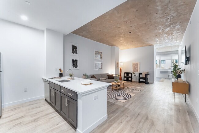 Unit 7F - 1BD LOFT