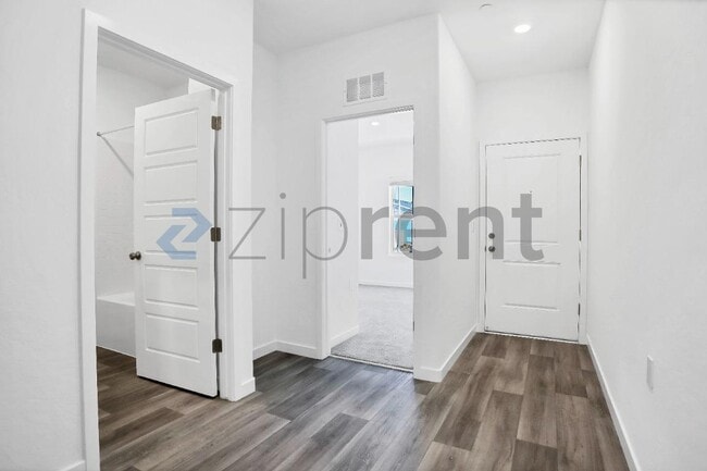 Photo - 6173 E Robinson Ave