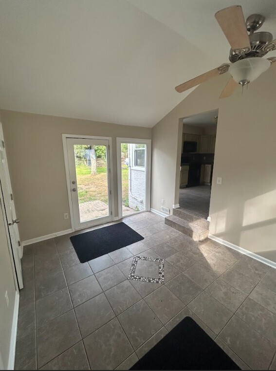 Photo - 2245 Pinewood Dr