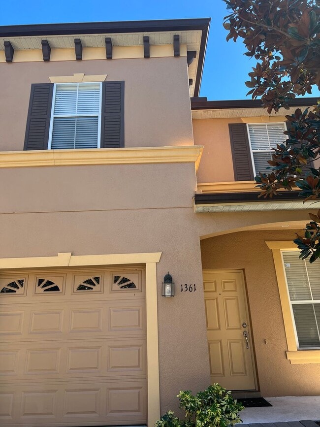 Photo - Townhome For Rent