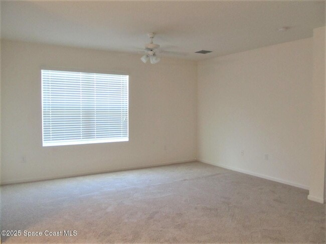 Photo - 2002 Elkins Point Dr