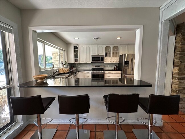 Photo - 400 Juniper Rd