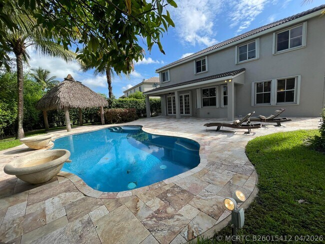 4230 Palmetto Trail