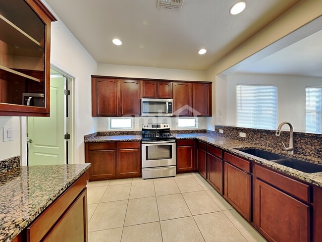 Photo - 6808 W Ridgeline Rd