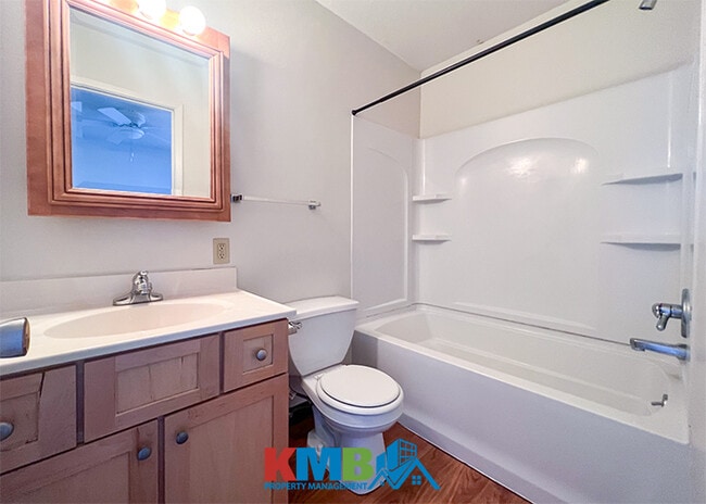 Photo - 740 Michael St Unit 3