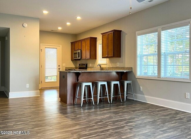 Photo - 32 Knoll Rd