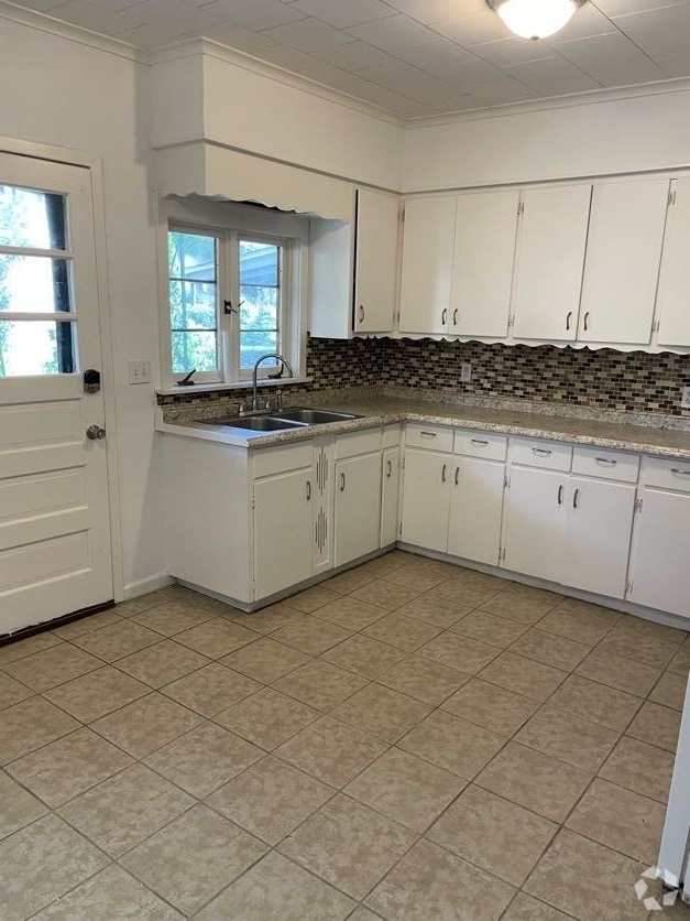 Building Photo - 611 Crown Ave Rental