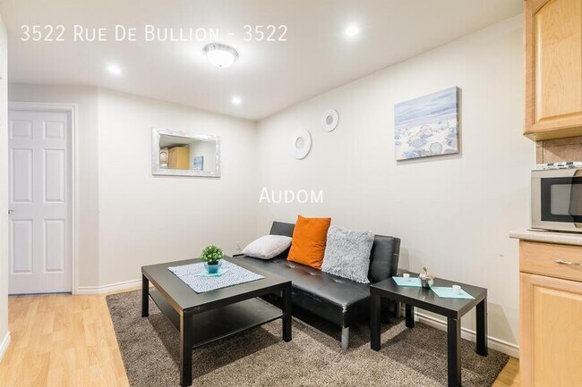 Photo - 3522 Rue De Bullion Unit 3522