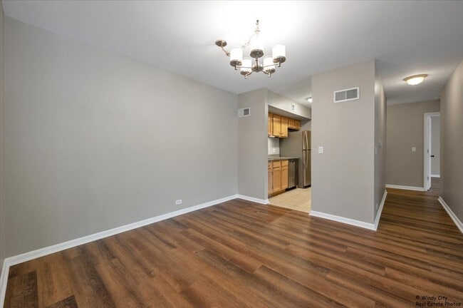 Photo - 520 Shorely Dr