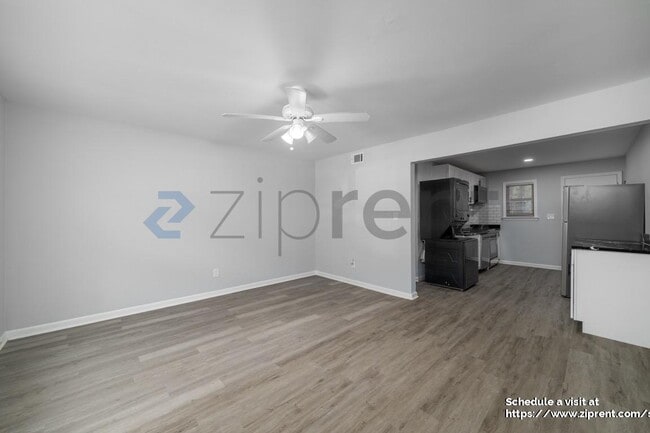 Photo - 575 Springwood Dr