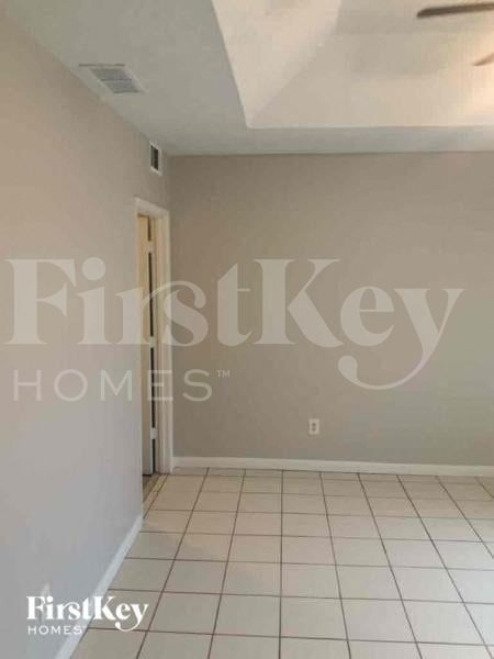 Photo - 2876 Fieldstone Dr SE