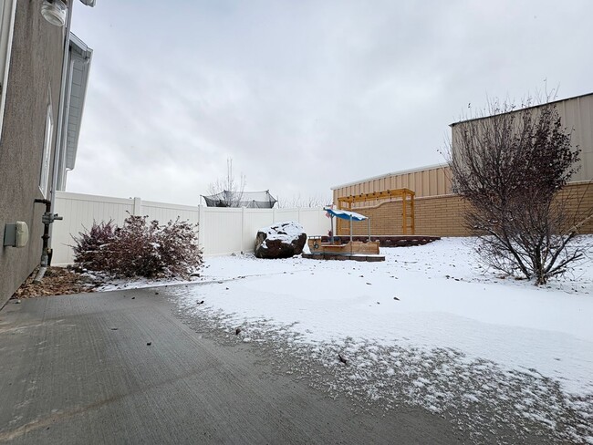 Photo - Pet Friendly- Fiddlers Cove 65