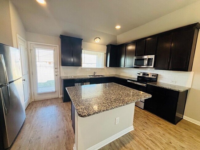 1309 Henry David Dr