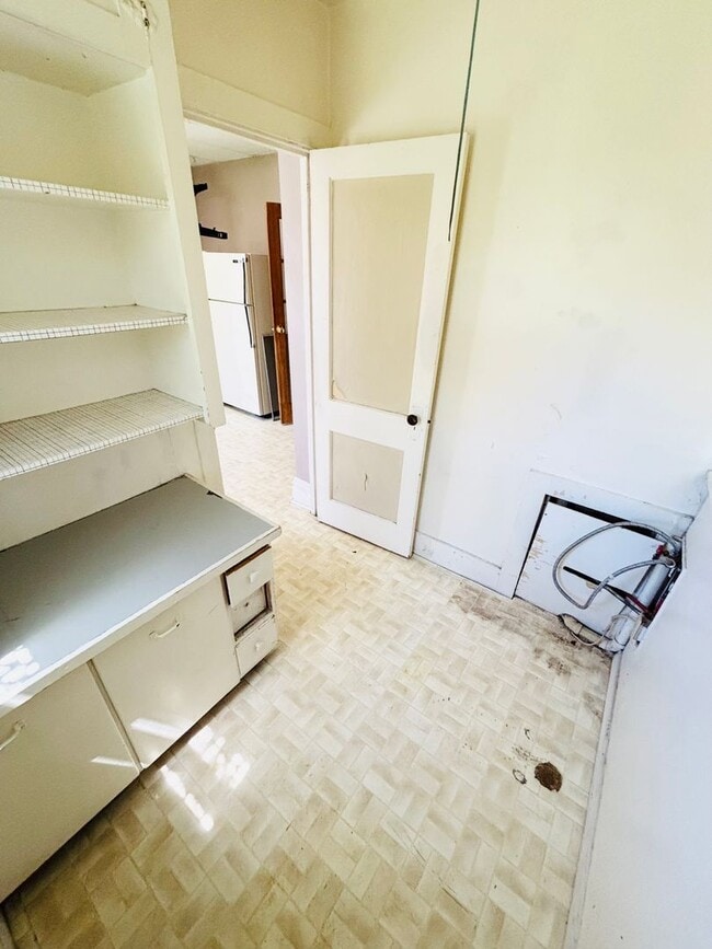 Photo - 709 11th Ave