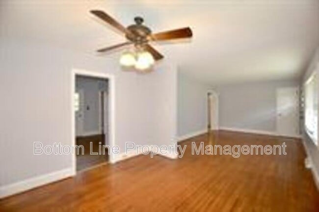 Photo - 4120 Leeds Dr