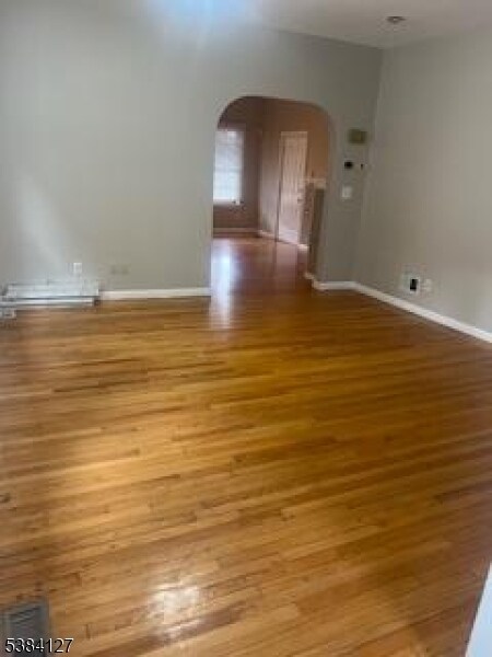 Photo - 84 Clinton Ave