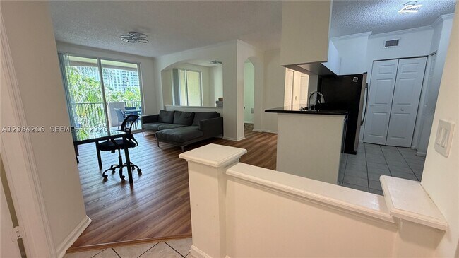 Photo - 17150 N Bay Rd Unit 2314