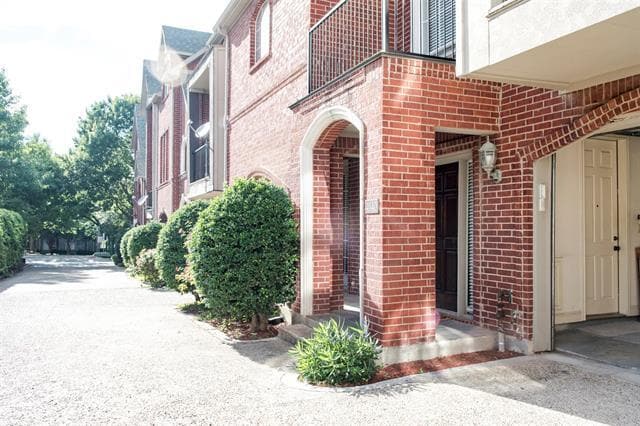 Photo - 4140 Travis St Townhome