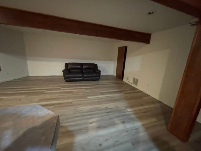 Photo - 383 Deer Trail