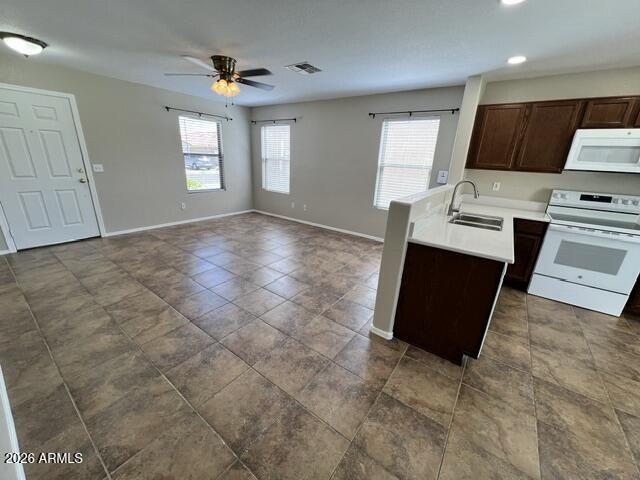 Building Photo - 2849 W San Carlos Ln