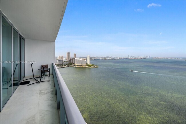 Photo - 1331 Brickell Bay Dr Unidad 2909